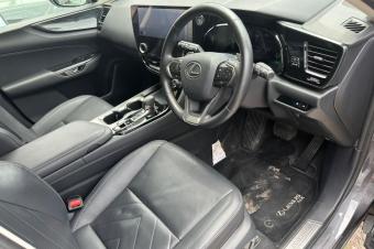 Lexus NX 350h 2025  Full options  Volant droite  Automatique  Moteur impeccable   Prix  28.000  discuter lgrement  Localisation appel   Offre directe