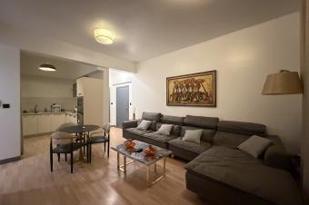Trs bel appartement meubl disponible immdiatement  la vente dans un immeuble moderne avec piscine et salle de sport non loin de linstitut franais 