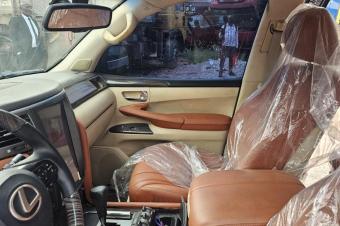 Lexus 570 Sans plaque  Full option Camra reculer  Automatique  Essence   Tout est nickel ici Prix 33000 dernier prix svp  Contact 0828482474
