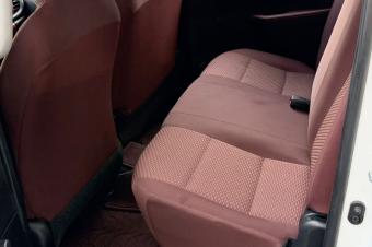 Toyota hilux 2025 sans plaque zro kilomtrage diesel manuelle 4cylinder 3 cle prix 52000 a discuter