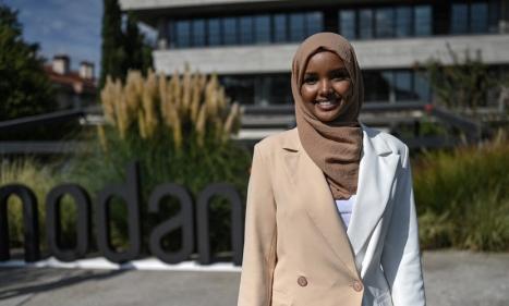 Infos congo - Actualités Congo - -"Changer le système": la mannequin Halima Aden se lance dans la "mode modeste" pour les musulmanes