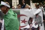 Algérie : dans la rue, les slogans restent hostiles au pouvoir