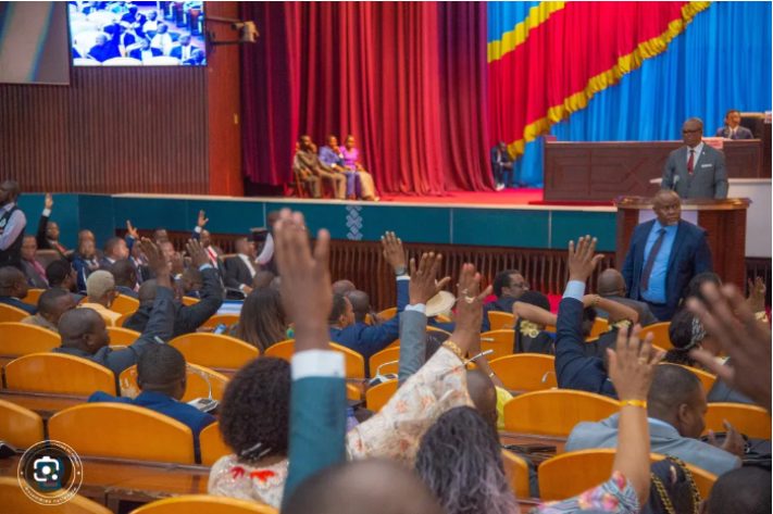 Assemblée nationale : les députés adoptent une recommandation portant reconnaissance du crime de génocide en RDC