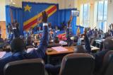 Sud-Ubangi : 19 députés visés par la justice pour corruption déplorent la suspension des plénières par le VPM de l’Intérieur