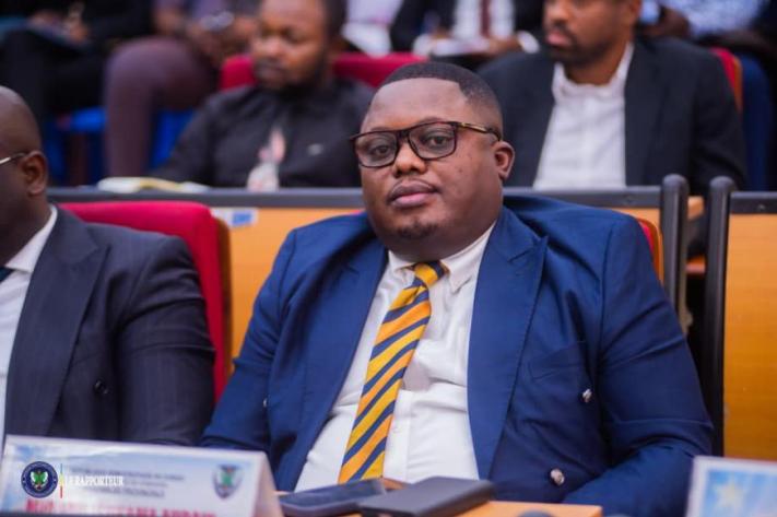 Kinshasa : une question orale avec débat contre Daniel Bumba vire en une crise institutionnelle à l’Assemblée provinciale ?