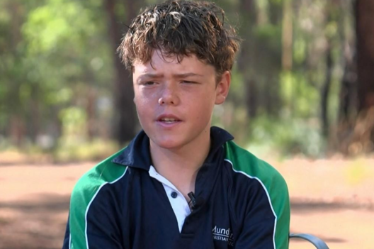 Australie : un ado nage quatre kilomètres en pleine mer pour sauver sa famille !