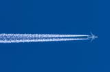 Des chercheurs créent un carburant pour avions avec du CO2