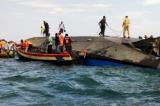 Une baleinière fait naufrage près du quai du Beach « Kunga », à Boma
