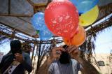 Israël frappe Gaza en réponse à des lancers de ballons incendiaires