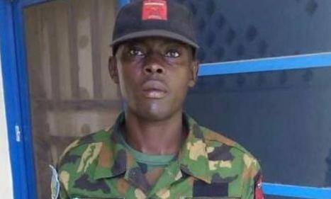 Infos congo - Actualités Congo - -Nigeria : un soldat retourne un colis bourré d'argent liquide