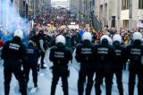 Bruxelles : violentes émeutes contre le durcissement des mesures sanitaires se termine 