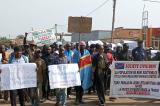 Nord-Kivu : six jeunes arrêtés à Beni lors d’une marche marquant un an de l’occupation de Goma par le M23