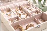 Voici comment bien ranger vos bijoux pour mieux les préserver