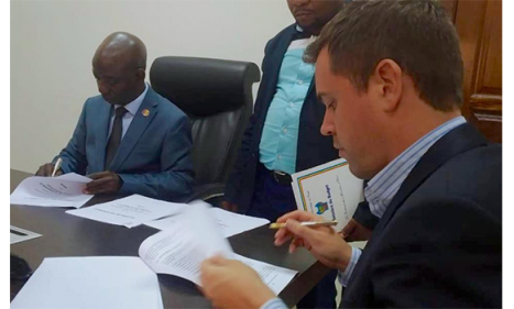 Infos congo - Actualités Congo - -Le Ministre du Développement Rural, Justin Bitakwira, annonce la signature d’un accord visant...