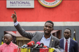 Bobi Wine: « Je suis en fuite », l’opposant ougandais conteste l’élection et appelle à la désobéissance civile