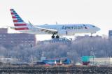 Crash du 737 MAX: un manque à gagner de 1 milliard de dollars pour Boeing