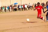 Un supporteur tué lors d’un match interquartiers de football à Boma
