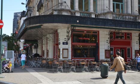 Infos congo - Actualités Congo - Bruxelles, Belgique-Bruxelles : un jeune homme coincé dans la conduite d'évacuation d'un restaurant libéré par...