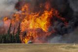 Canada : les flammes continuent à faire des ravages, 8 000 personnes encore évacuées