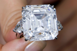 Pourquoi les diamants sont-ils pesés en «carat» ?