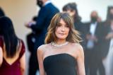 Carla Bruni annonce avoir eu un cancer du sein, soigné à temps grâce à un dépistage précoce