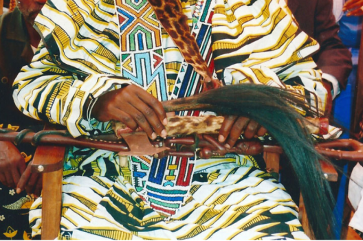 Kasaï : après la mort de deux chefs à Tshikapa, le ministre de l’Intérieur interdit les intronisations non autorisées