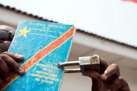 Changement ou révision de la Constitution : quelques Kinois s’expriment (Micro-trottoir)