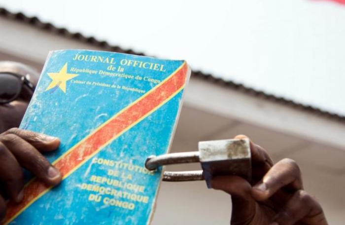 Info Congo - Actualité Congo -  - -Changement ou révision de la Constitution : quelques Kinois s’expriment (Micro-trottoir)