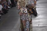 Fashion week de Milan : la sophistication sensuelle de Roberto Cavalli