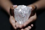 Alors que le diamant le plus cher au monde coûte 400 millions USD, Joseph Kabila accusé d'avoir confisqué un diamant d'une valeur de 1 milliard USD