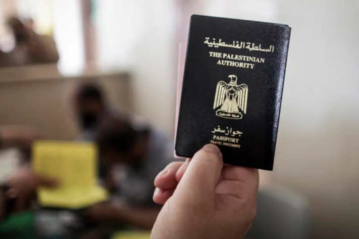 Donald Trump suspend la délivrance de visas pour les détenteurs de passeports palestiniens