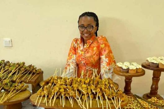 Entrepreneuriat des jeunes à Bukavu : Nabintu Dorcas, la pâtissière qui résiste et rayonne malgré la crise sécuritaire