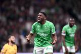 France : Dylan Batubinsika buteur, mais Saint-Étienne relégué en Ligue 2