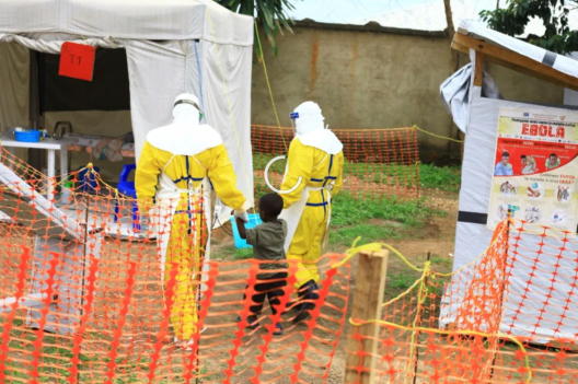 Ebola : Kinshasa mobilise 20 millions USD et sollicite un soutien accru des partenaires internationaux