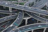 Chongqing : cette ville chinoise a l'échangeur autoroutier le plus dingue du monde 