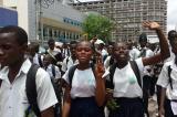 Lualaba : les élèves des écoles conventionnées catholiques ont manifesté contre la grève des enseignants