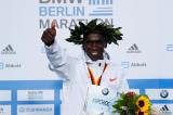 Kenya : Eliud Kipchoge pulvérise le record du monde du marathon de Berlin