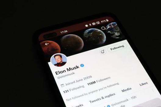 Après un sondage, Elon Musk promet le rétablissement des comptes suspendus sur Twitter