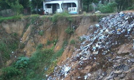 Infos congo - Actualités Congo - -Des immondices utilisées dans la lutte contre les érosions à Kindele
