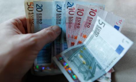 Infos congo - Actualités Congo - -Espagne : des villageois reçoivent de mystérieuses enveloppes remplies d'argent