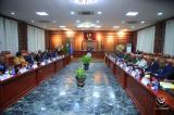 Situation à l'Est: le chef de l'Etat préside une réunion stratégique du Conseil supérieur de la défense