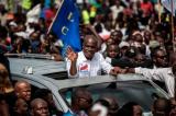 Fayulu s'offre un bain de foule à Matonge