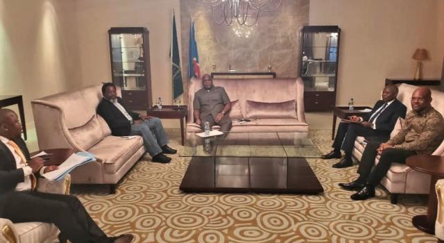 Félix Tshisekedi et Joseph Kabila lors de l'évaluation du FCC-CACH