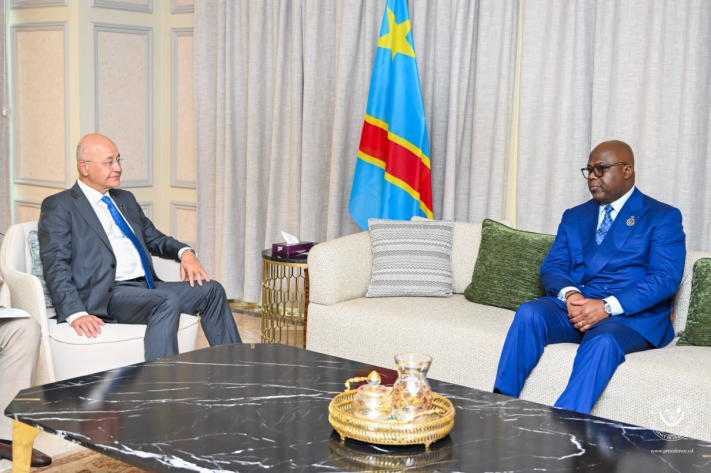 Défis humainitaires mondiaux : entretien Tshisekedi – Haut commissaire de l’ONU pour les réfugiés à Antalya