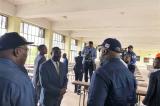 Unikin : Felix Tshisekedi inspecte les travaux de réhabilitation des homes 