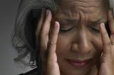 Alzheimer : la maladie se voit moins vite chez les femmes