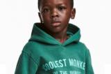 Un sweat raciste porté par un enfant noir et vendu par H&M crée la polémique