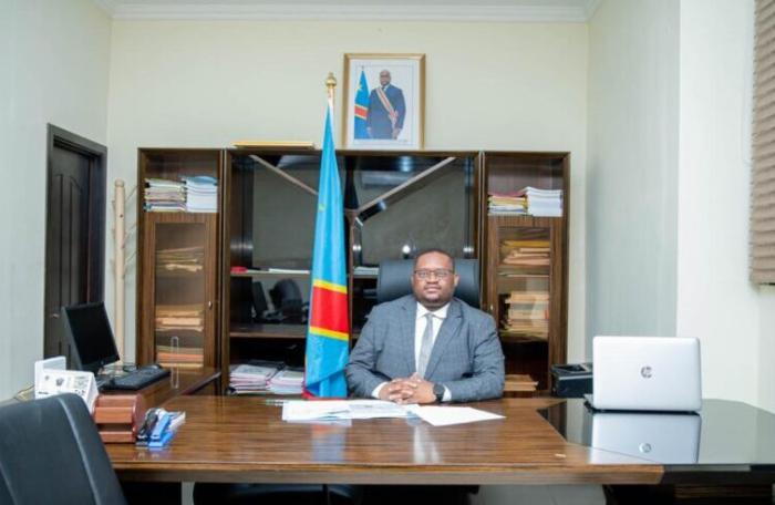 Info Congo - Actualité Congo -  - -Gouvernement: tout ce qu’il faut savoir sur le nouveau ministre des Finances, Doudou Fwamba