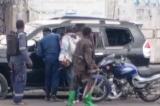Goma : Trois militaires et deux jeunes wazalendo présumés auteurs de l’assassinat de trois personnes à bord de la jeep TX aux arrêts