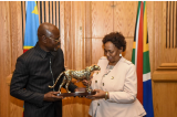 RDC–RSA : Guy Kabombo discute avec son homologue sud-africaine sur les modalités de relance d’une coopération militaire